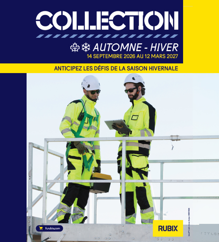 Ouvrier équipé d'une parka de travail isolante et d'équipements de protection individuelle pour l'hiver sur un site industriel